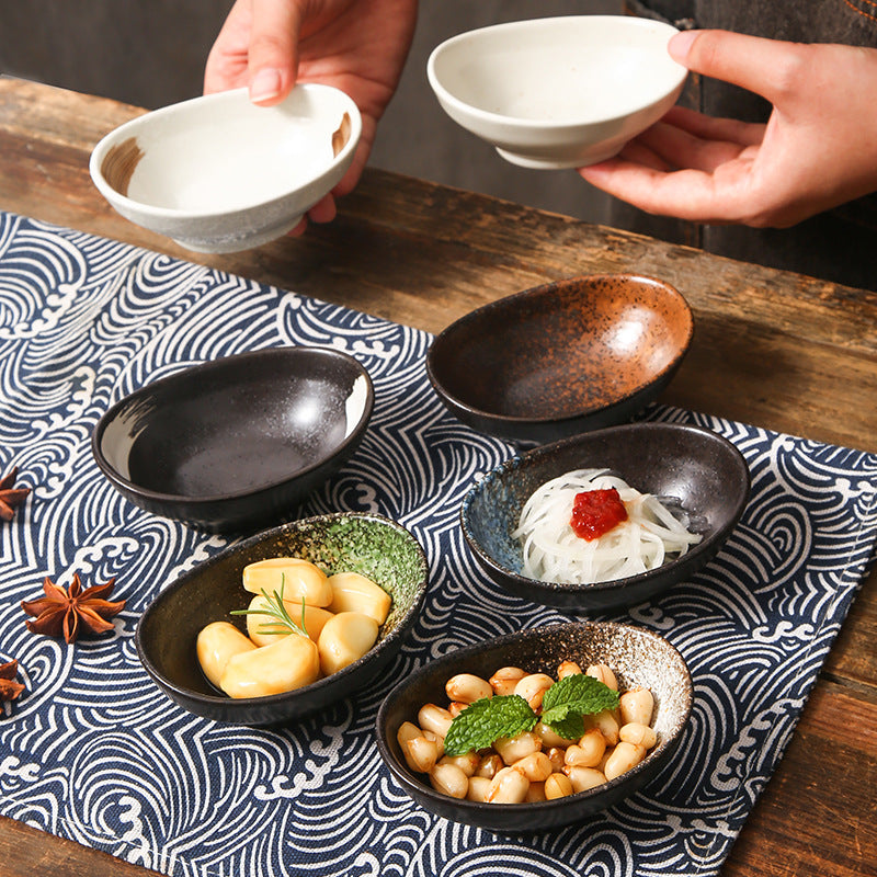 Yurtrain Japanese Retro Oval Shaped Ceramic Cooking Side Dishes Small Soy Sauce Dipping Spice Condiment Seasoning Dish