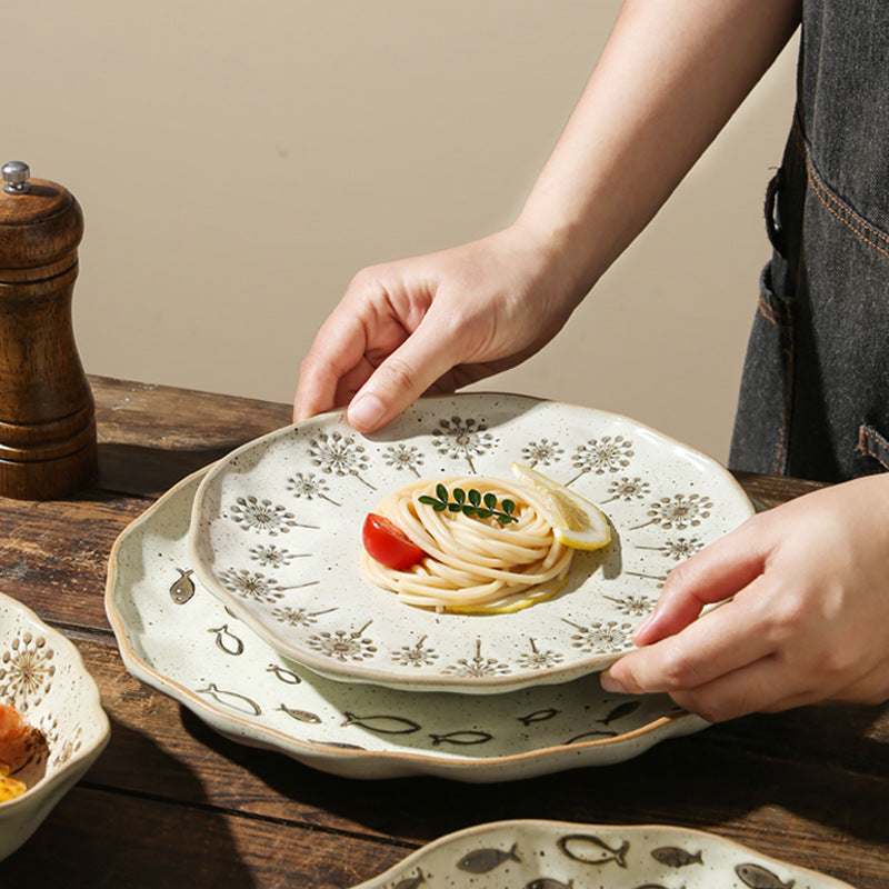 Porcelain Rustic Dinnerware Plates Handpainted Ceramic Under Glaze Color Irregular Plates for Restaurant Coarse Pottery Dish