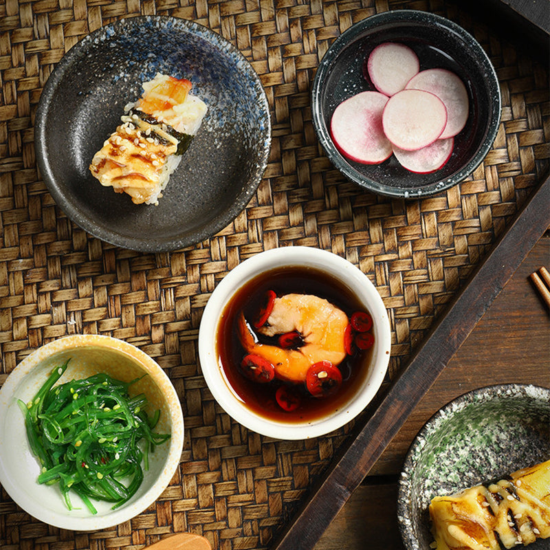 Wholesale Japanese Style Mini Small Ceramic Bowl Sushi Soy Plate Dish Customized Logo Paper Box for Camping Home Party Kitchen