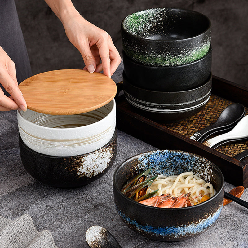 Yurtrain Creative High Foot Ceramic Ice Cream Cup Porcelain Dessert Bowls for Yogurt Japanese Snack Ice Cream Elegant Bowl