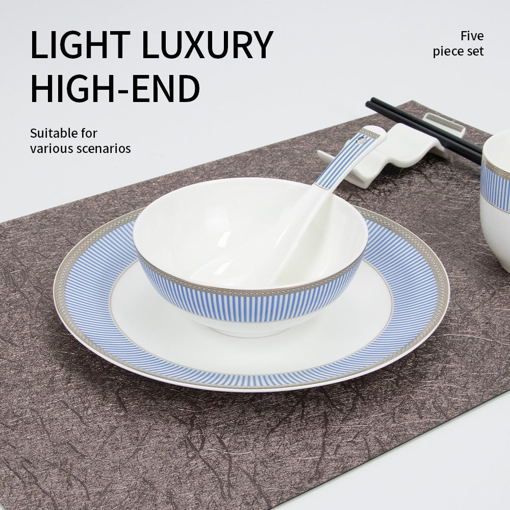 Yurtrain Nordic Vintage Royal Bone China Dinnerware Sets Elegant Decal Gold Rim Banquet Restaurant Plates Ceramic Wholesale
