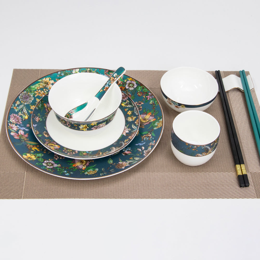 Yurtrain Luxurious Ceramic White Green Flower Dinnerware Set Durable Gold Rim Bowls Dish Plate Spoon Combination