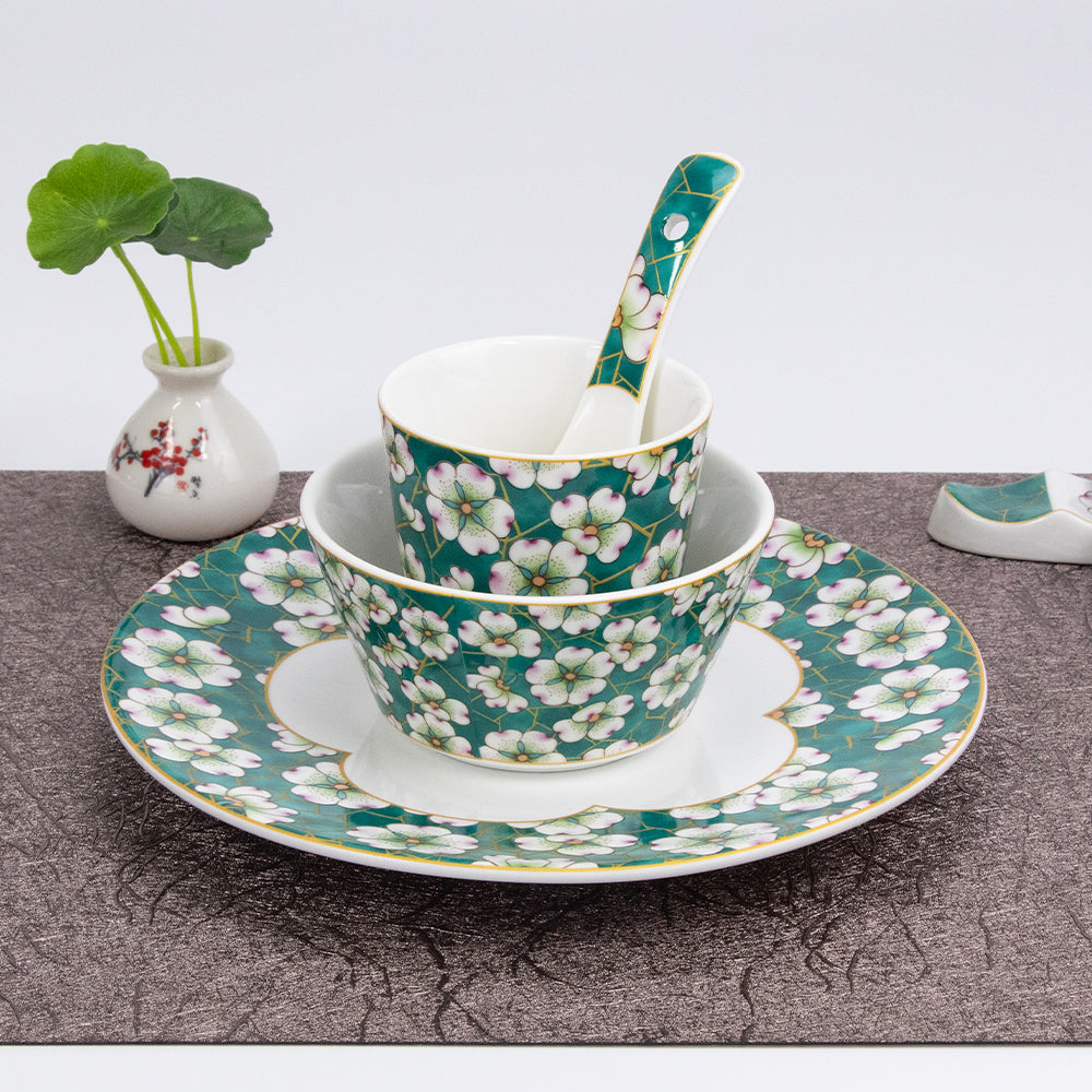 Yurtrain European Classic Bohemian Ceramic Bowls Plates Sets Green Hotel Dinnerware Porcelain Tableware Durable Hot Selling