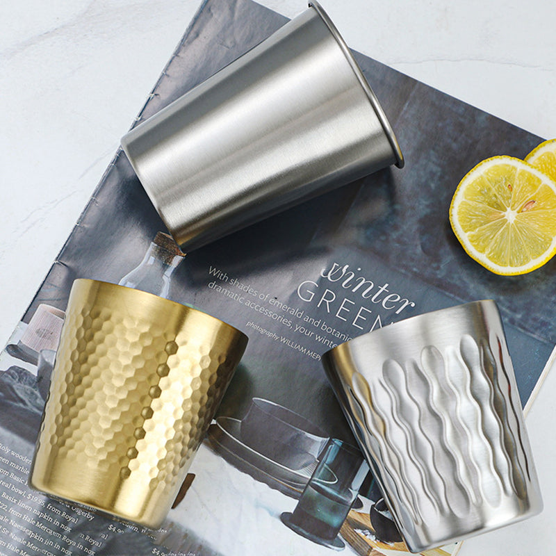 Wholesale Durable Freezer Safe 304 Stainless Steel Hammered Gold Diamond Pattern Japandi Style Beer Stein for Restaurant Use