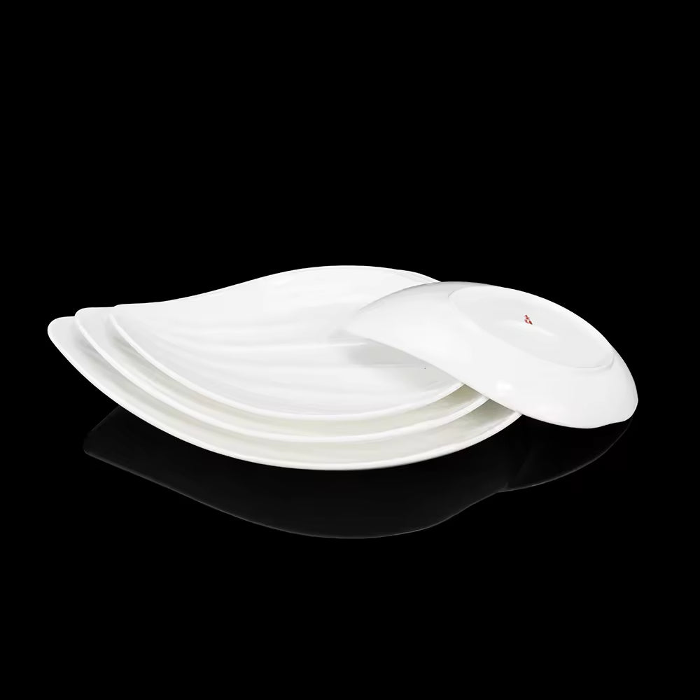 Yurtrain Dinnerware Nordic Ceramic Reactive Luxury Wedding Matte White Porcelain Flower Shape Dinner Plates